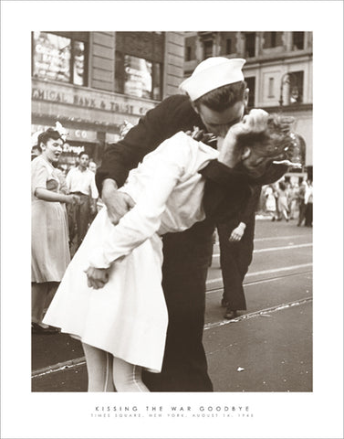 NY155 - Kissing the War Goodbye, 11 x 14