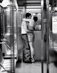 NY841 - Uraban Romance II, 24 x 36